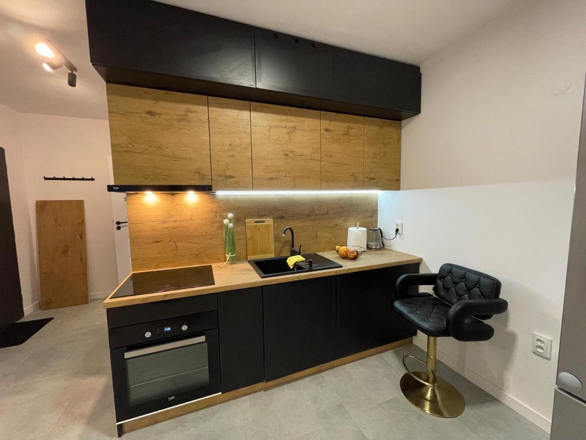 Katowice Apartament Spodek Modrzewiowa 24 Leilighet Eksteriør bilde