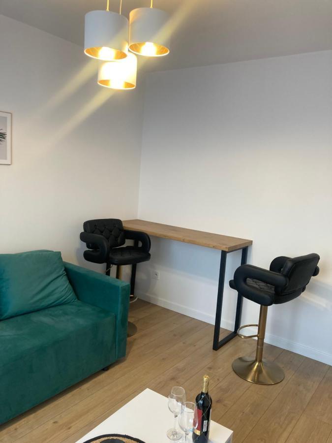Katowice Apartament Spodek Modrzewiowa 24 Leilighet Eksteriør bilde